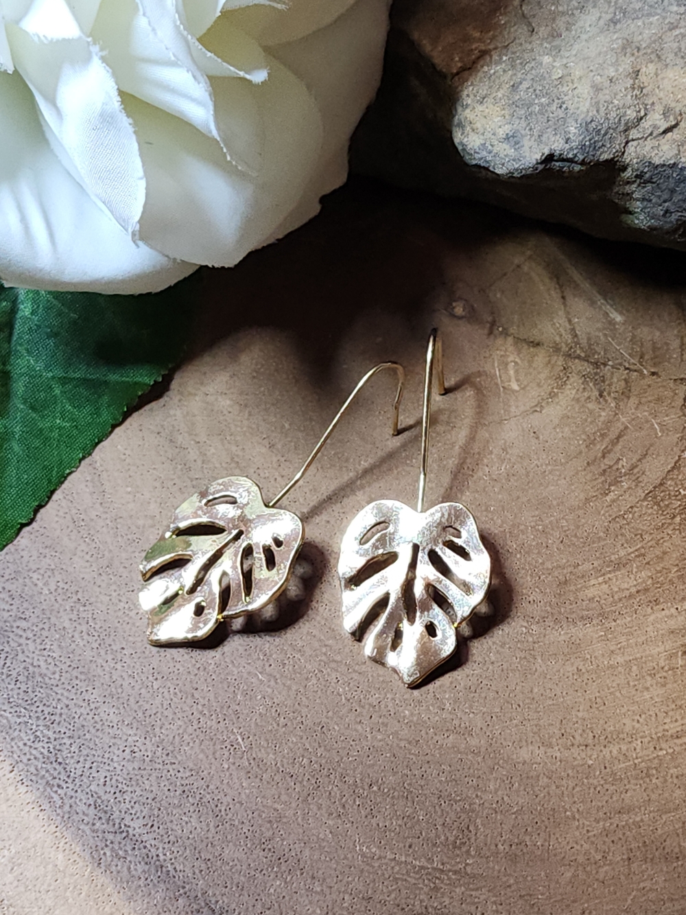 Boho Monstera Leaf Drop Earrings In Gold Tone